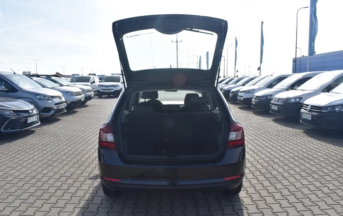 Skoda RAPID cena 41900 przebieg: 176939, rok produkcji 2018 z Osiek małe 596